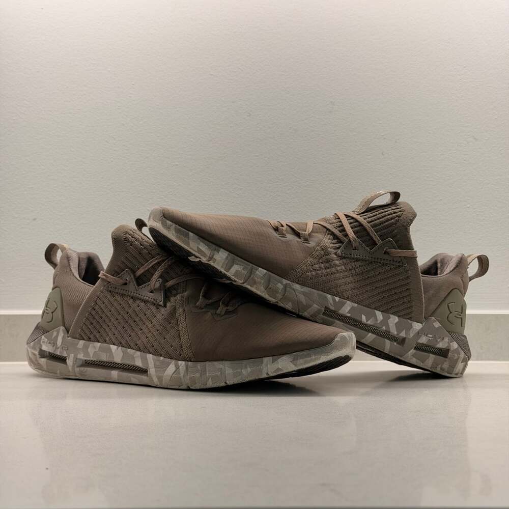Under Armour HOVR SLK EVO Perf Suede Sportstyle Shoes